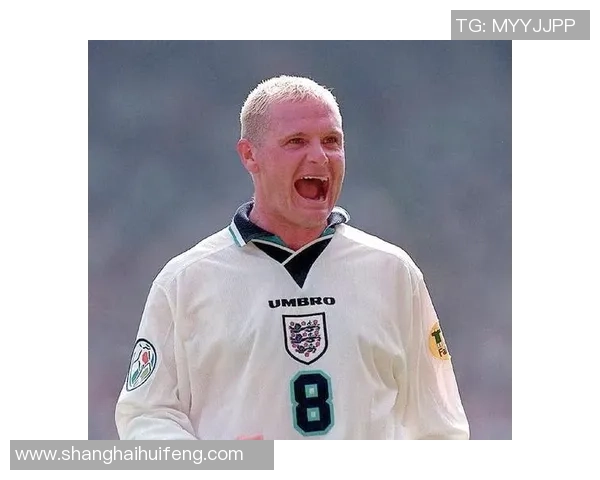 足球明星穿8号球衣的传奇故事及其背后的精彩瞬间 足球明星穿8号球衣的传奇故事及其背后的精彩瞬间