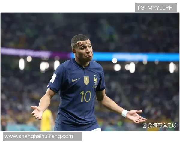 亚洲足坛十大球星排行榜:实力与荣耀并存的足球巨星们 亚洲足坛十大球星排行榜:实力与荣耀并存的足球巨星们