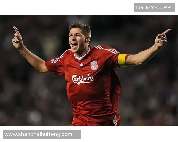 像大哥一样的足球明星:那些具有领袖气质的球场英雄解析 像大哥一样的足球明星:那些具有领袖气质的球场英雄解析