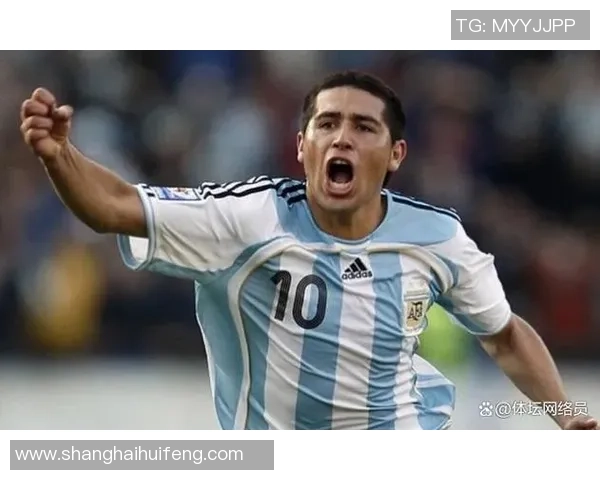 世界足球历史上最具影响力的球星是谁其辉煌成就和传奇时刻回顾