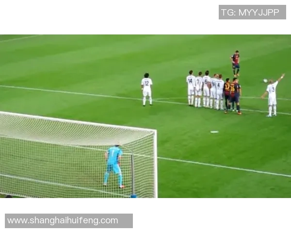 足球明星精彩瞬间汇聚 盘点全球球场上的卓越表现与传奇时刻 足球明星精彩瞬间汇聚 盘点全球球场上的卓越表现与传奇时刻